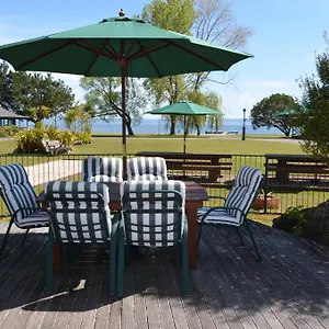cedarwood-lakeside-motel-conference-venue.rotoruahotelsnz.com/